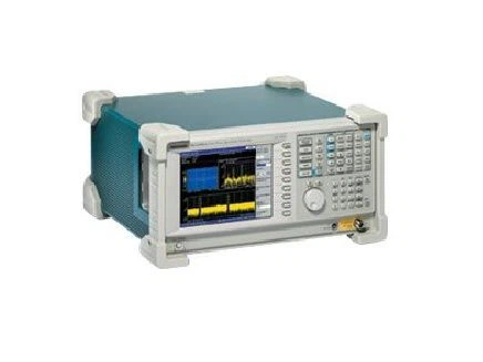 RSA3303A Analyseur de spectre Tektronix